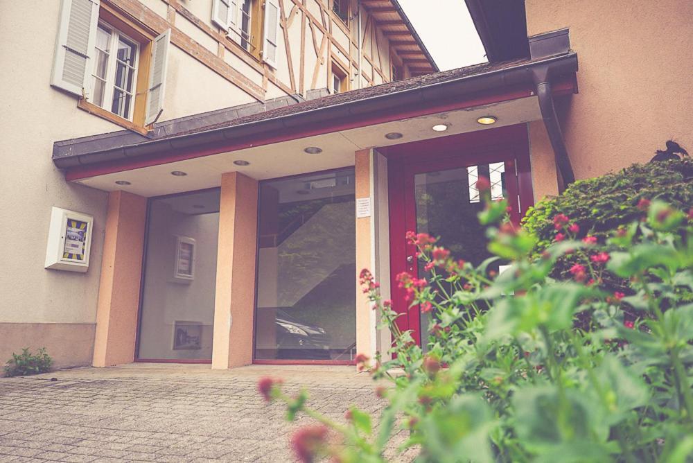 Guest Haus On The Lake Hotel Darligen Exterior photo